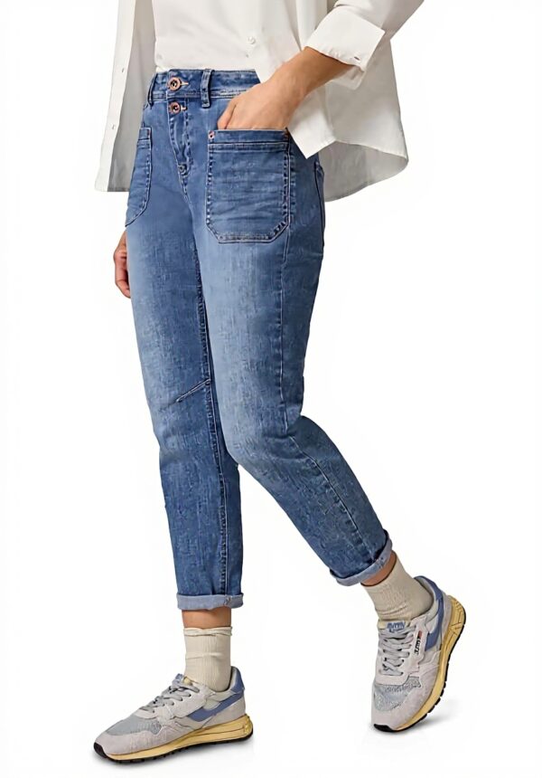 Street One Damen Boyfriend Jeans Loose Fit Tapered